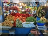 Farbenpracht im Gemüsemarkt